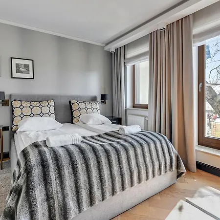 Grand - Blue Marlin - Luxury 소포트