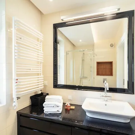 Grand - Blue Marlin - Luxury *