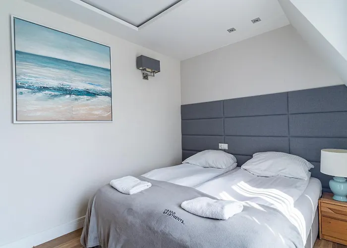 Grand - Blue Marlin - Luxury